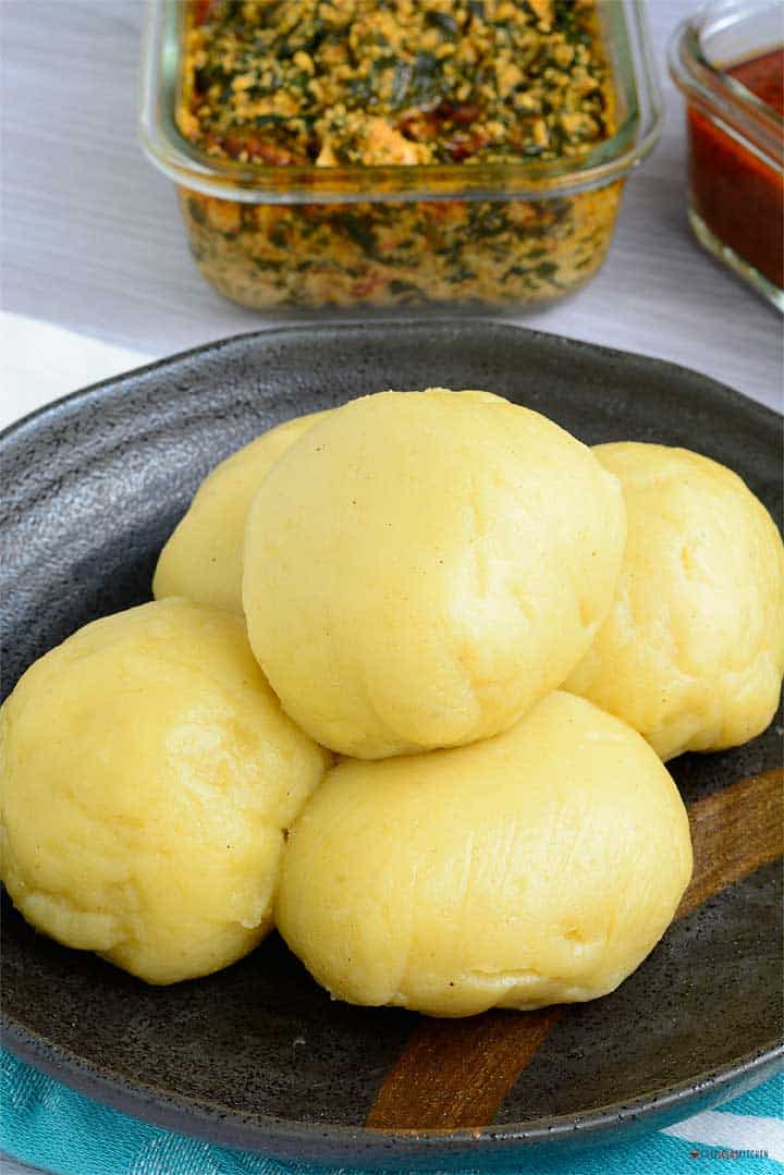 aria1974's tweet photo. @SHAQ @NBAonTNT this is fufu... a Traditional African Dish https://t.co/K2hvtns11B