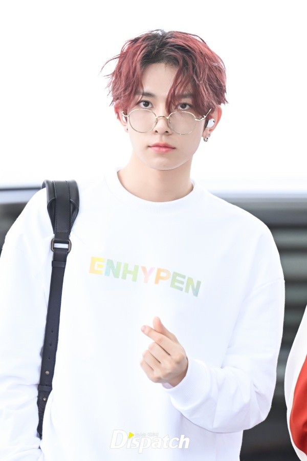 [📸KMEDIA] 240526 #HEESEUNG departure photos from the airport going to The Philippines for their funmeet happening this Tuesday May 28 🔗 m.entertain.naver.com/article/609/00… 🔗 m.entertain.naver.com/article/433/00… #ENHYPEN_HEESEUNG #HEESEUNG #엔하이픈_희승 #희승 @ENHYPEN @ENHYPEN_members