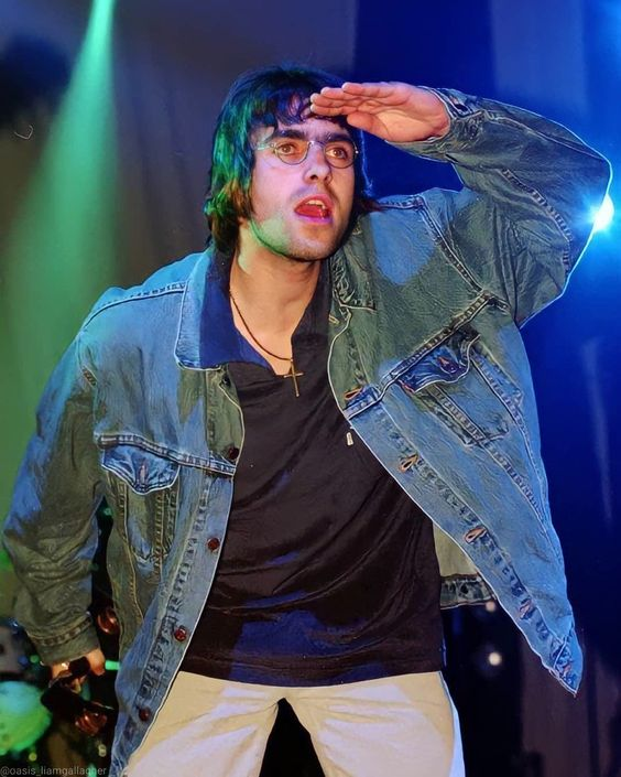 Liam looking into the future.
#LiamGallagher