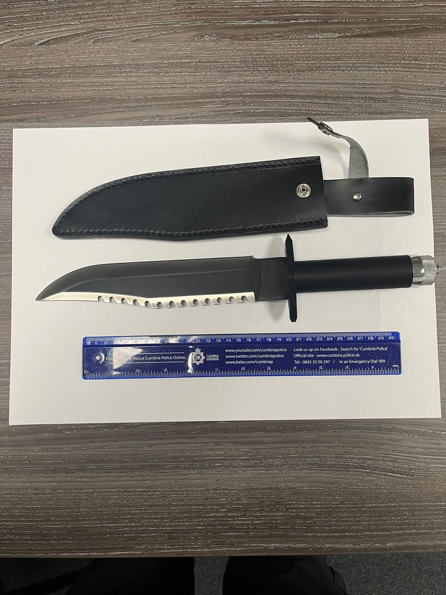 furnesspolice's tweet photo. Neighbourhood officers and Unit 2 response officers detained a Youth in Barrow Town Centre during the night time economy and recovered a large knife. The youth is currently in Barrow Custody awaiting interview for the offence.  #KnifeCrime #YouthCrime https://t.co/M00TTgIfwZ
