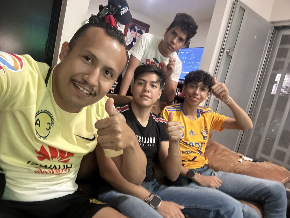 Rodolfo_Pach's tweet photo. VAMOS POR LA 15 🦅🤩 #finalLegendaria https://t.co/9bPx5q8rtE