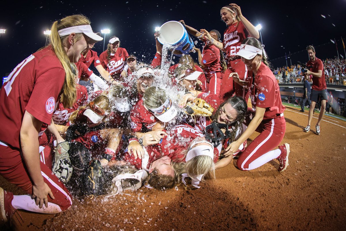 AlabamaSB's tweet photo. Back where we belong

#Team28 #RollTide https://t.co/z17TzcwRan