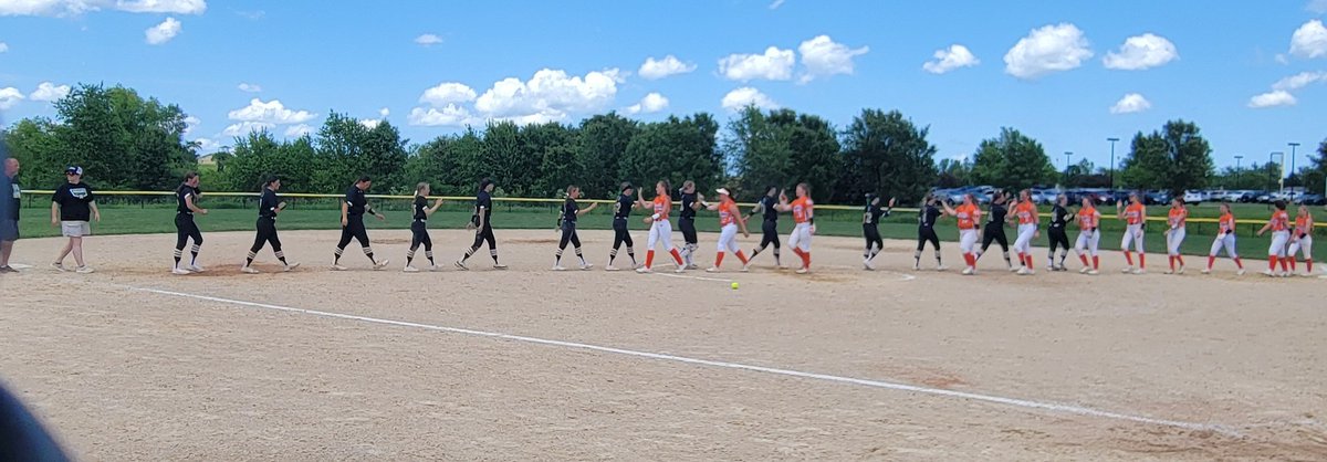 nebraskagold816's tweet photo. 16U went 4-1 in pool play 
🔥hitting .491 as a team! 
Bracket play starts tomorrow
 🕥10:30am field #3 Legacy park https://t.co/AagFuC0sLK