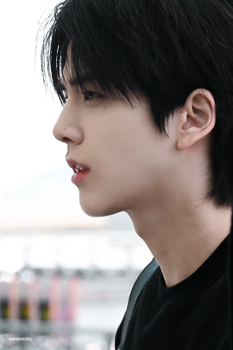 240527 ICN 출국
🖤
#더보이즈 #THEBOYZ #영훈 #YOUNGHOON