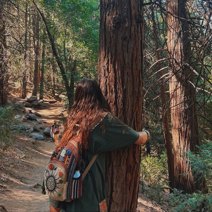 nightsblurring's tweet image. after everyone leaves 
•
•
i hope you stick around &amp;lt;3

— nightsblurring.carrd.co