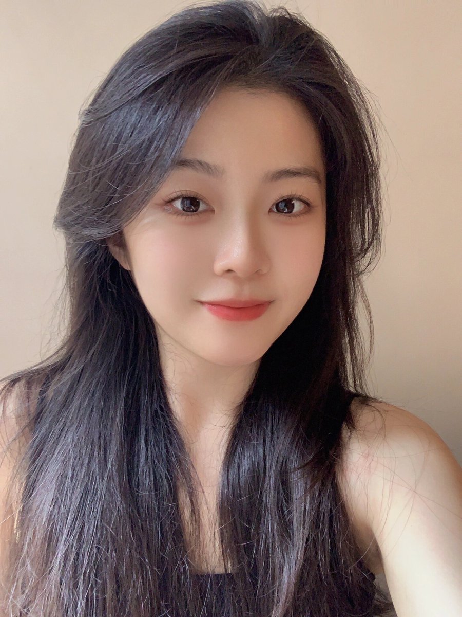 所有人都要奔向自己的夏日繁花哇💐 https://t.co/uaQAopoXAx