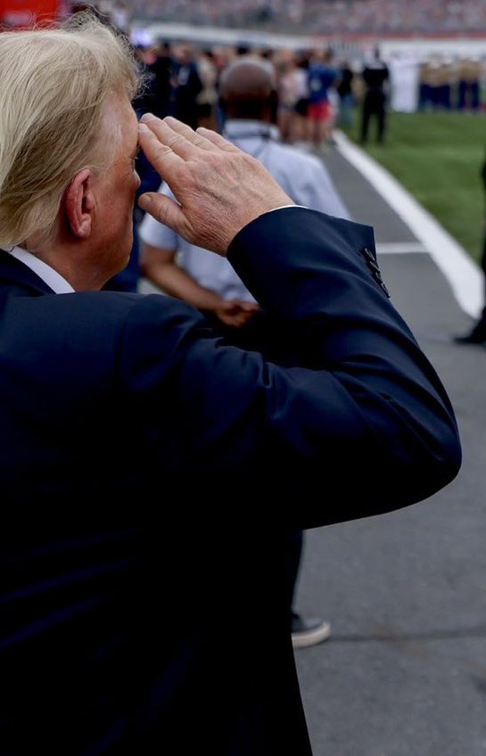 Amy Kremer tweet media