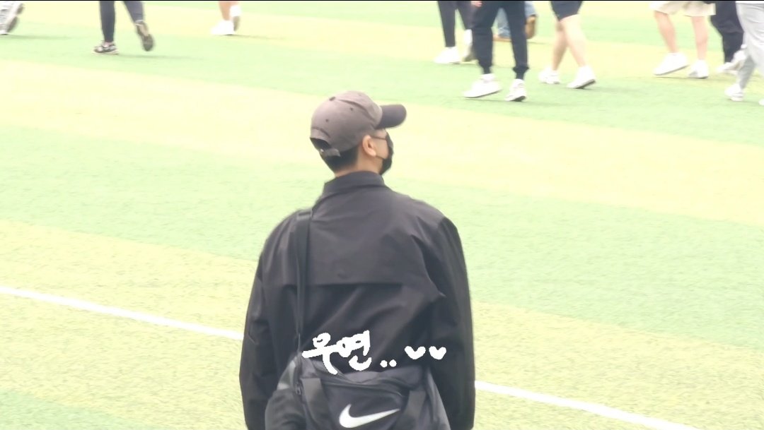 my_clover_chan's tweet photo. 240527 

안녕이야🫡💚

#아이콘 #iKON #정찬우 #찬우 #CHANWOO #チャヌ https://t.co/ZleujLdn7A