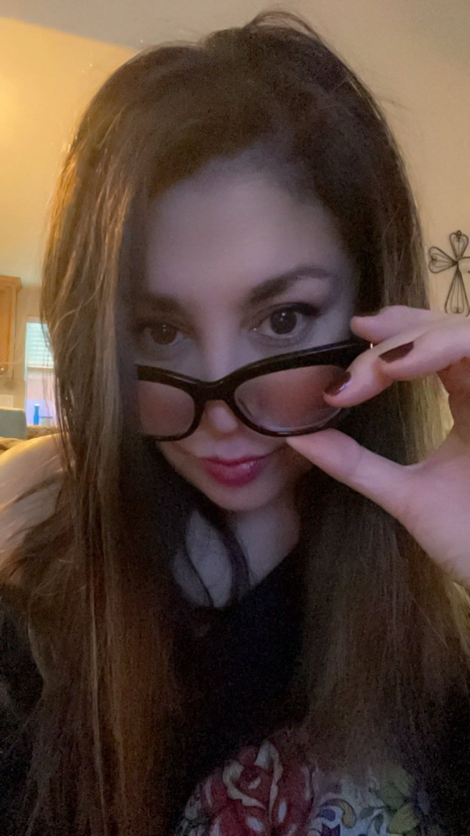 TacoforFive1's tweet photo. This is what a proud Trump supporter looks like. I live in California and there are many more like me who support #Trump2024!  We are not all the same color, even though the left seems to think we are. It makes them angry to see conservatives come together. Let’s keep it up!  #LatinosforTrump