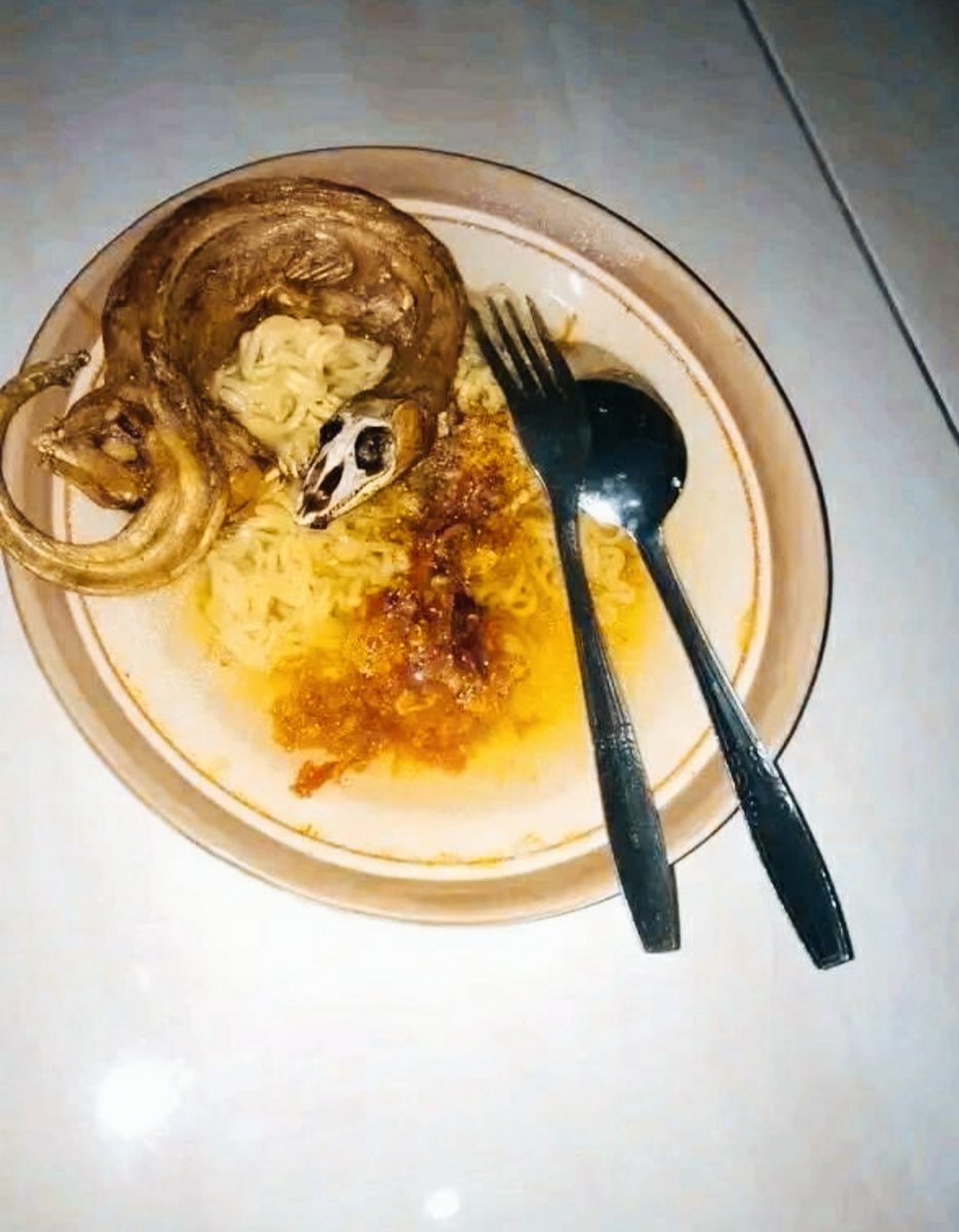 Khoirudiningrat tweet media