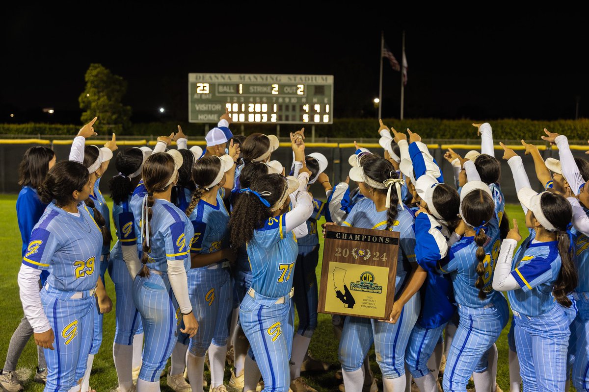 GoGahrHS's tweet image. Pics from CIF finals @gahrsoftball #ABCUSD