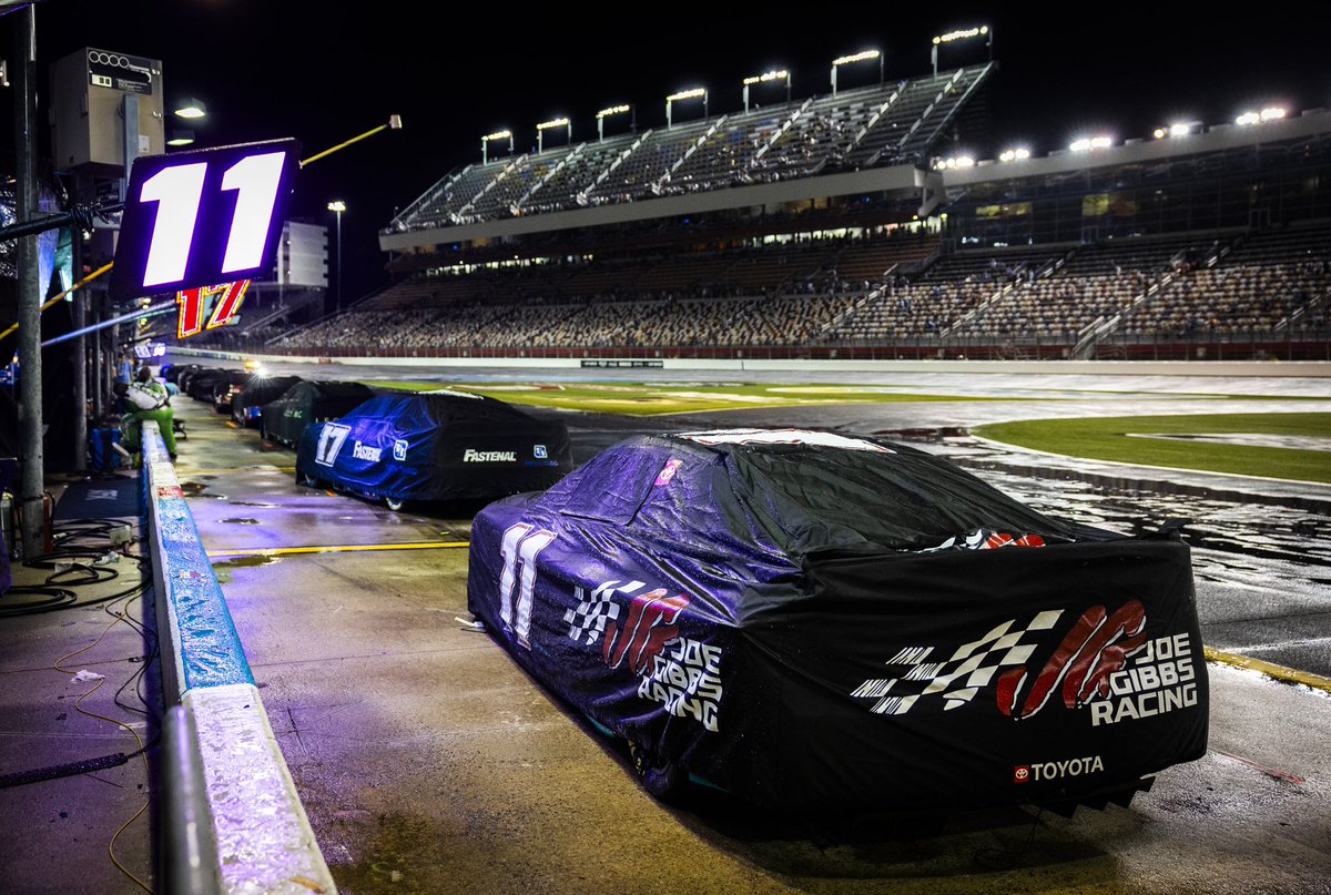 Charlotte Motor Speedway tweet media