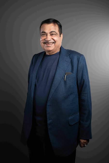 शुभ जन्मदिवस !!! केंद्रीय सड़क एवं परिवहन मंत्री श्री @nitin_gadkari जी जन्मदिवस की हार्दिक बधाई एवं शुभकामनाएं... बाबा महाकाल से आपके स्वस्थ एवं सुदीर्घ जीवन की मंगलकामना करता हूँ।