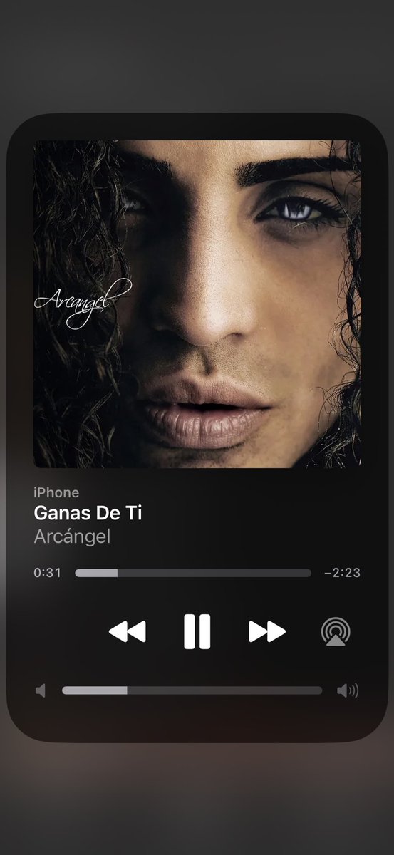 Termino con el novio y empezó a sonar…