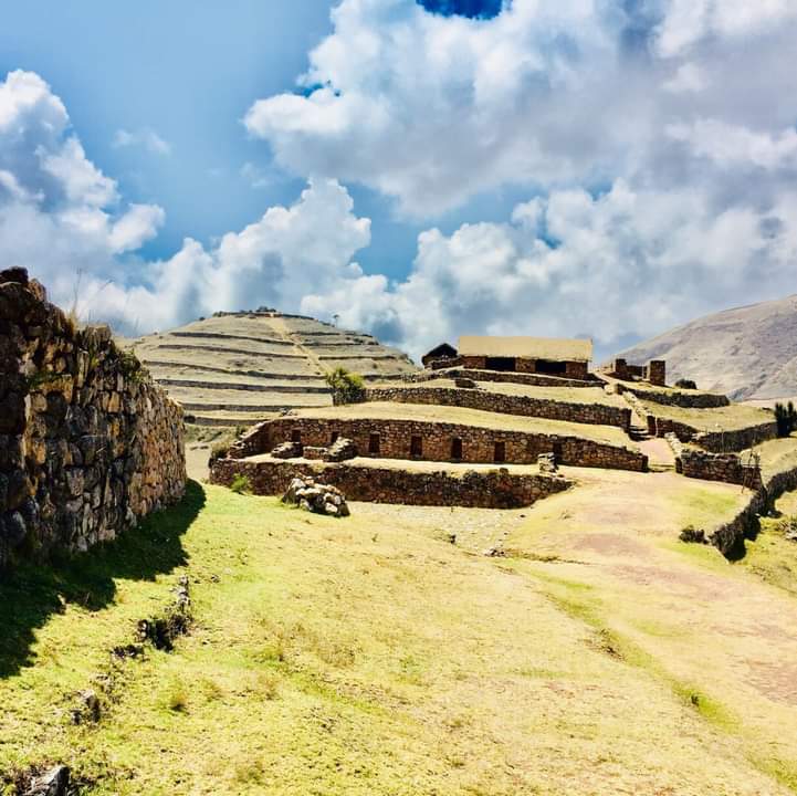 Complejo Arqueológico de Sóndor...
Apurímac. 

 Crédito al autor de la foto.