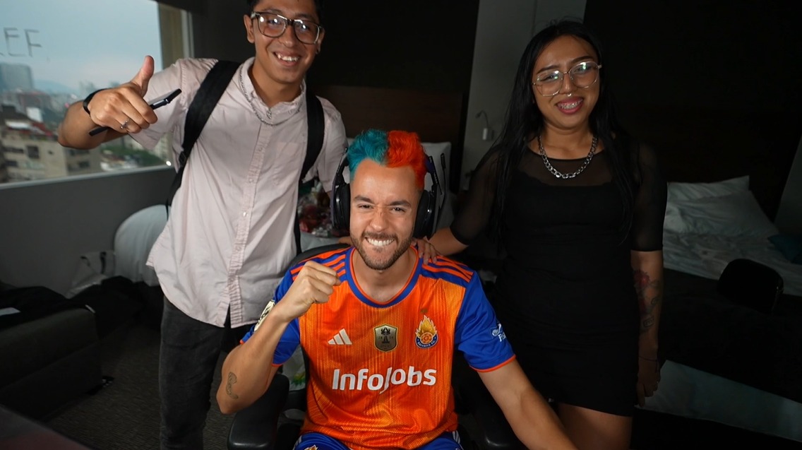 Muchas gracias por cumplir mi sueño de conocerte Grefg, nunca me imaginé llegar tan lejos, eres el mejor 🫂💙