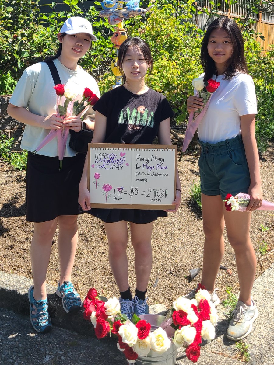MarysPlaceWA's tweet image. April showers really do bring #MayFlowers! Emily, Raine, and Coco were inspired to support Mary's Place by selling flowers for #MothersDay! The friends raised over $300, which will be DOUBLED thanks to our One Million Dollar Community Challenge! How are you supporting #dreamBIG?