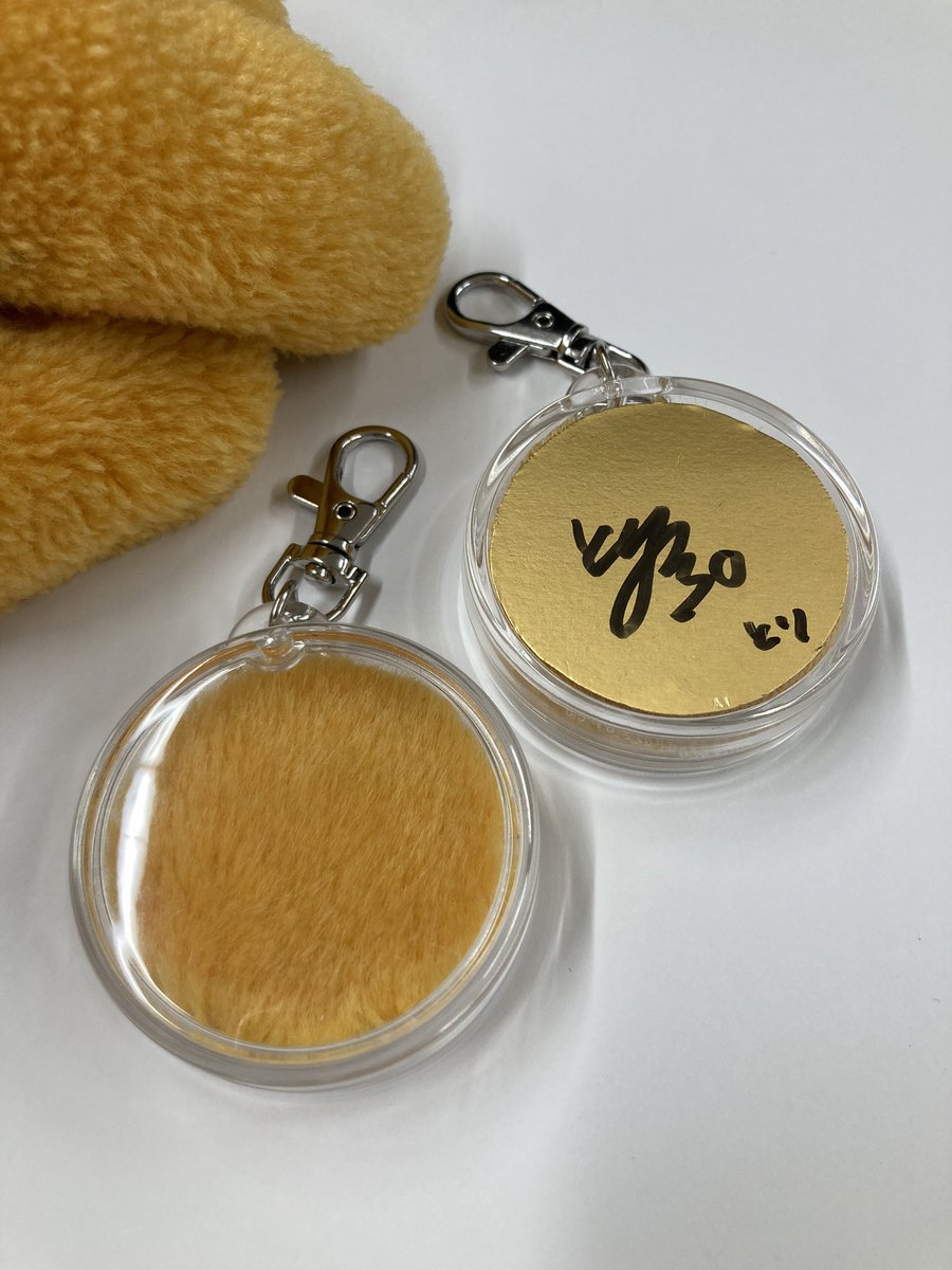 ＼抽選で3名様にプレゼント／
🎁全選手・大野HC・鳥の「サイン入り提灯」と
鳥から採取した「マジ羽毛キーホルダー」のセット🎁

🐤応募方法
①<a href="/dunker_piyopiyo/">鳥（ダンカー）</a> をフォロー
②この投稿をリポスト

🐤応募締切
2024年6月3日（月）

🐤当選発表
当選者には6月中に鳥からDMするよ

#三遠ネオフェニックス