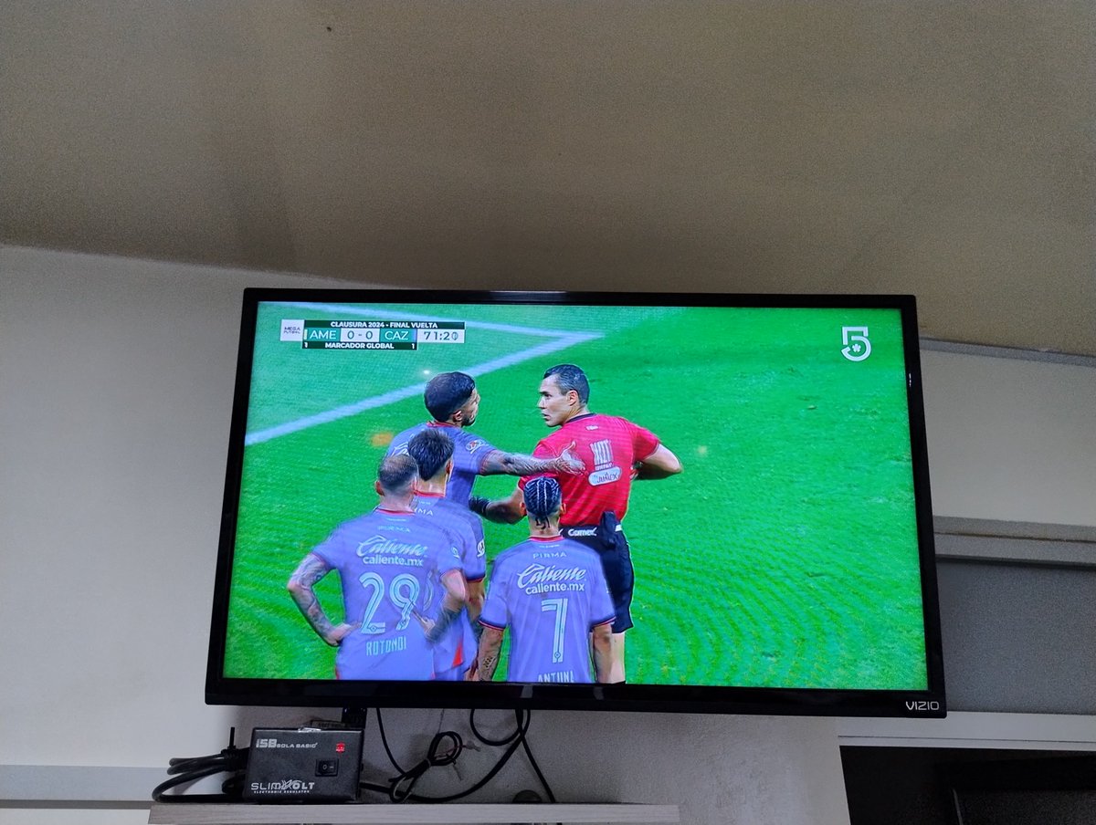 PabloMirandaR3's tweet photo. Vamos muchachos.....ya entro el jugador estrella ahora sí a ganar!!!!. https://t.co/2cAYWDgVGP