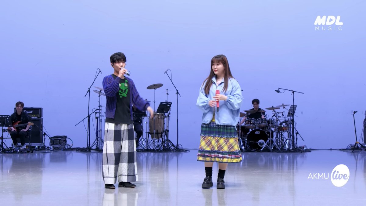 YGFacts_sprt's tweet photo. YG History in It's Live 🎤

- #SEUNGYOON (2021)
- #AKMU (2023)
- #BABYMONSTER (2024)
- #TREASURE (2024)

Vocal kings and queens! 👑

#YGFAMILY @ygent_official https://t.co/p9uvFYx7JV