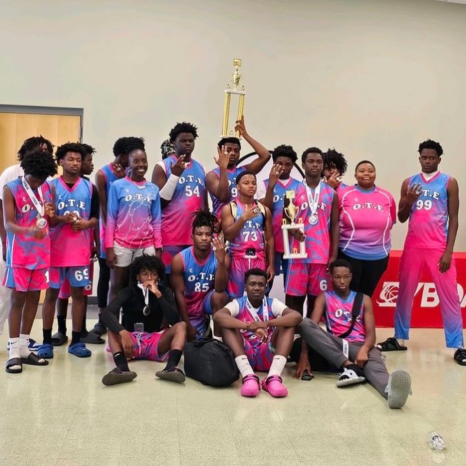 OurTimeElite's tweet photo. O.T.E 🏀🏆💍🥇🥈 https://t.co/3FeaTB0T9z