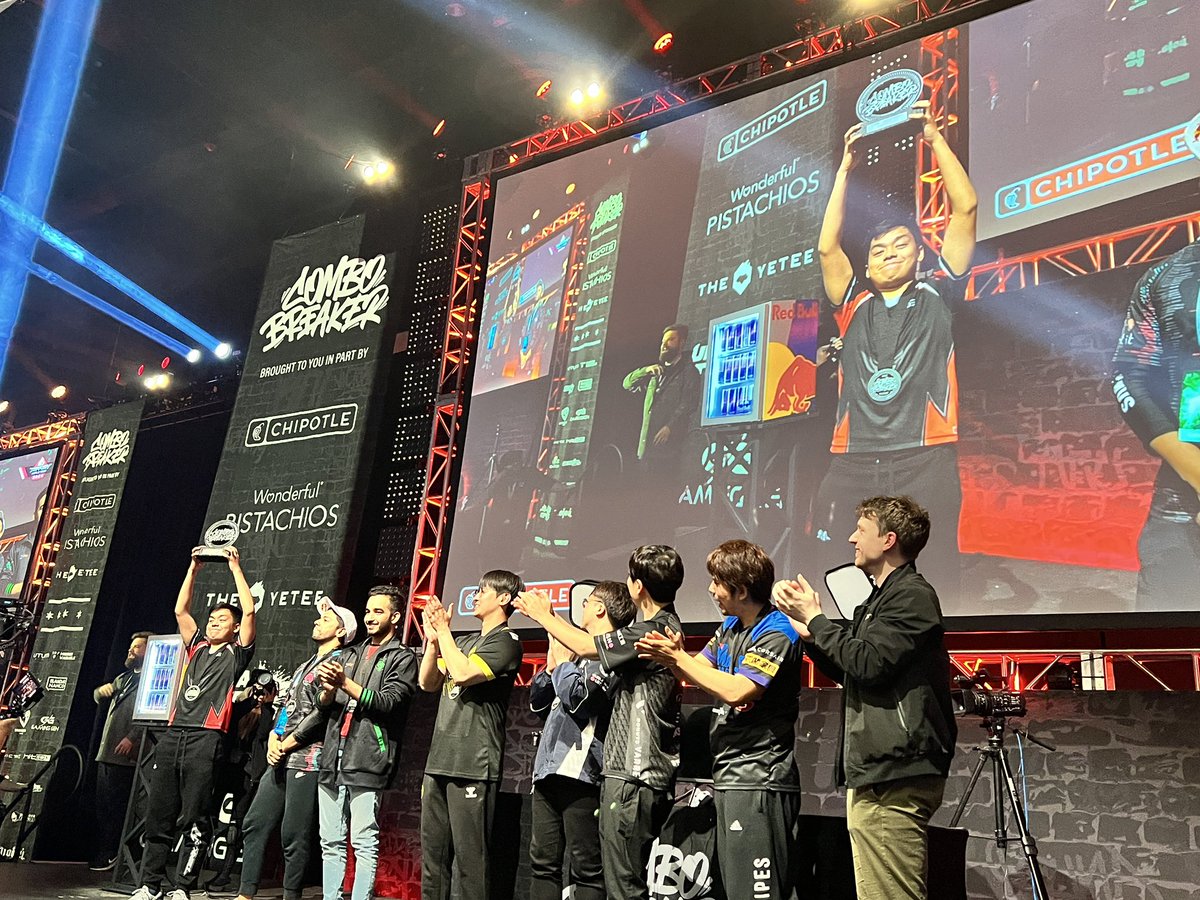 Congratulations AK! @PBE_AK 
That was aggressive.
#ComboBreaker2024
#TEKKEN8
