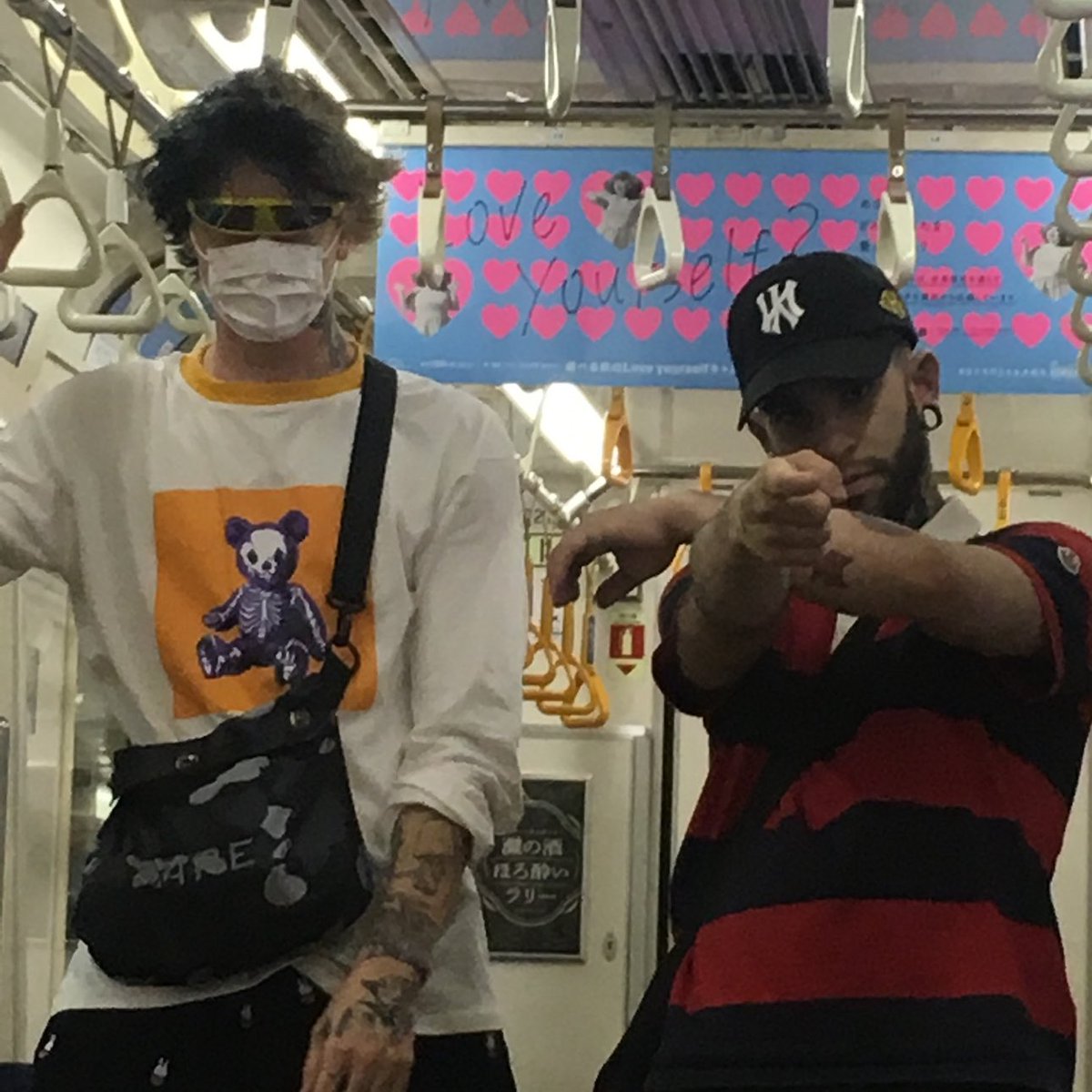 93feetofsmoke's tweet image. No…way

Could it be???

Shinigami x 93 finally performing never before played songs live such as makeup makes me pretty &amp;amp; more 

Where??

Portland 5/29
LA 6/1