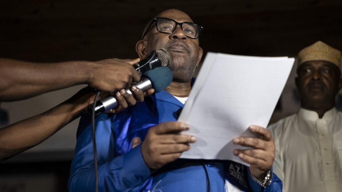 Comores: le président Azali Assoumani a prêté serment pour son nouveau mandat rfi.my/AdZo.x