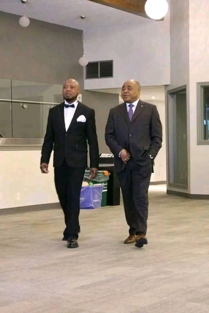 JeanKabiena's tweet photo. CHINE/USA: La montée en puissance de la Chine fait peur aux occidentaux qui n'ont plus le monopole à exploiter d'autres pays. On voit bien les rapprochements des Etats-Unis avec Angola et Kenya qui visent juste à affaiblir le Congo, à stopper son développement https://t.co/UwHXC7nfmA
