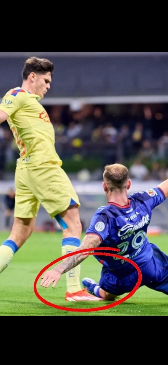 Enrique Albores tweet media