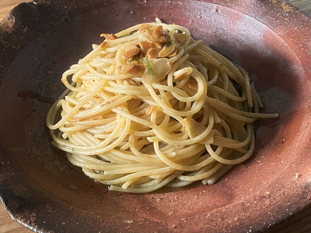 パスタ美味しかった
備前焼の皿も良いね