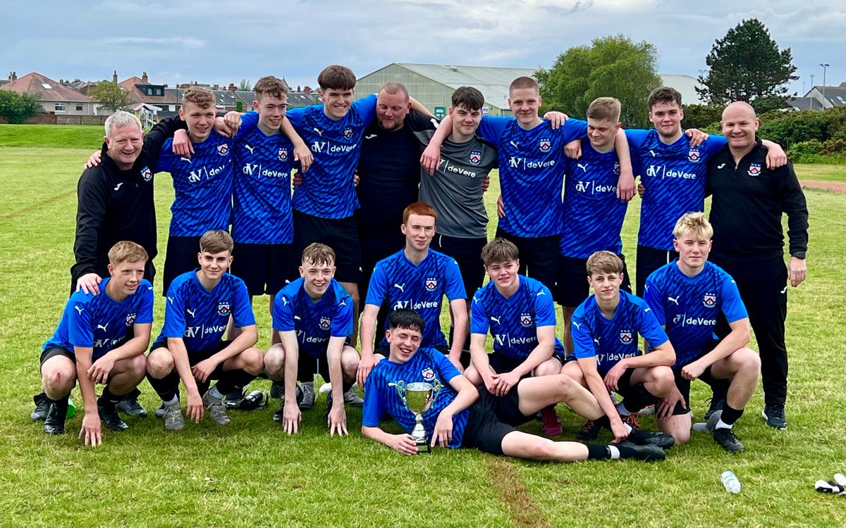 WEST OF SCOTLAND YOUTH FOOTBALL LEAGUE UNDER 17s CHAMPIONS 🏆⚽🔵⚫