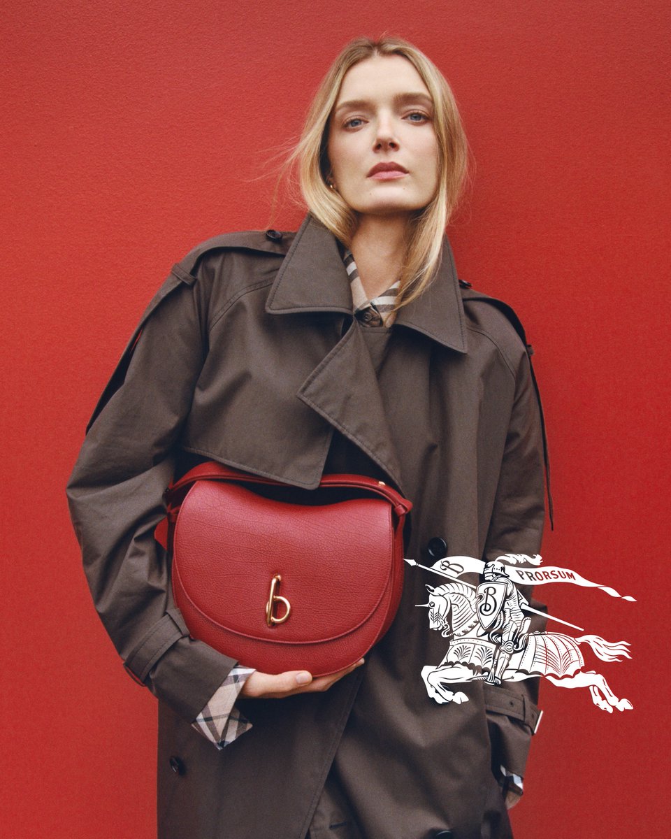 Lily Donaldson with the Rocking Horse bag

#Burberry

brby.co/PqaddH