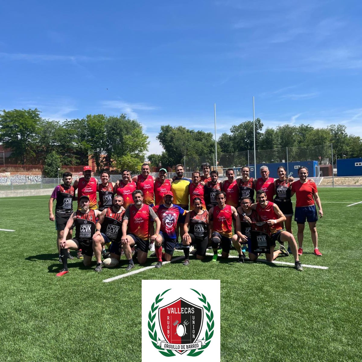 VallecasRU's tweet photo. El sábado recibimos en Los Arbolitos 🌳🌲 a la selección española masculina M45 de Touch Spain
Nuestro conjunto de touch Vallecano disputó unos partidos amistosos para colaborar con los M45 en su preparación del mundial de touch de este julio 2024 #roadtonottingham 🔥 https://t.co/C8Fy7CzW5S