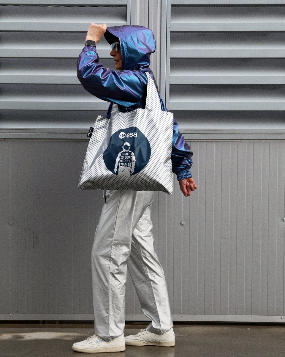 ESASpaceShop's tweet photo. Out now: ESA x LOQI! Embark on a celestial journey with a lustrous metallic bag.

https://t.co/MVMpZcqGgH 

#ESASpaceShop #ESA #LOQIxESASpaceShop #weekender #SpaceInspired #metallic #space #astronaut #explore #metallicfashion #loqi #bagorganizer #reusablebag https://t.co/qlflSz70x9