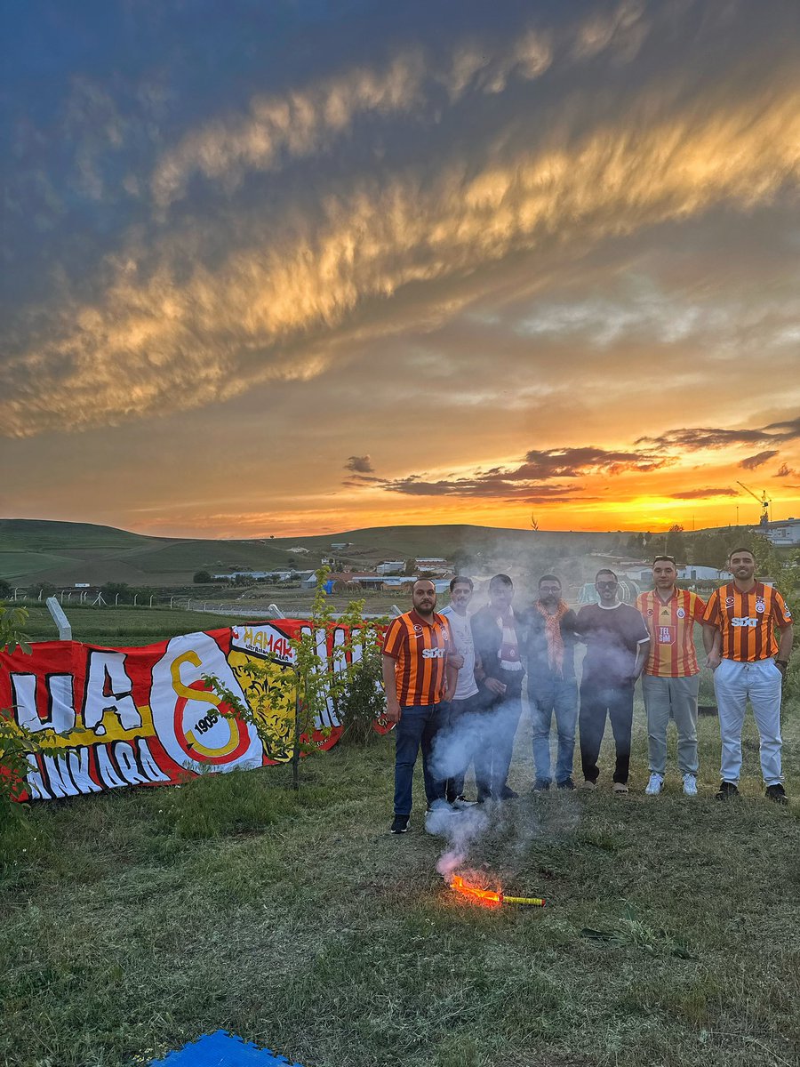 OMUZ OMUZ’A 25.ŞAMPİYONLUĞA ! 😉  #semtişi  #ultrasmamak