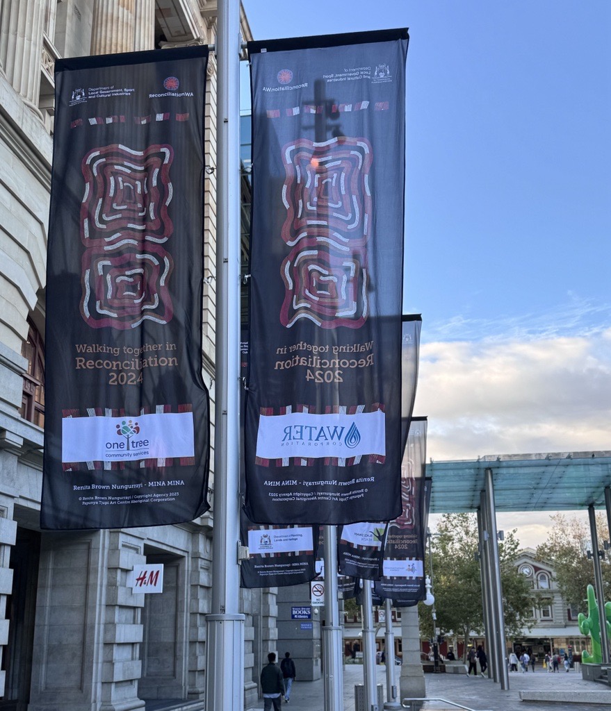 Today marks National Reconciliation Week, a time to reflect on our shared histories and continue reconciling.
The Reconciliation Week Street Banner Project is proudly supported by DLGSC and features Renita Brown Nungurrayi's artwork, Mina Mina. ow.ly/U8mm50RWn5f
#NRW2024