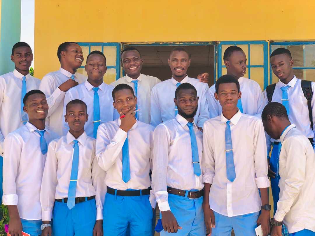 adamu_sultan_'s tweet image. Pharmacy technician ❤️