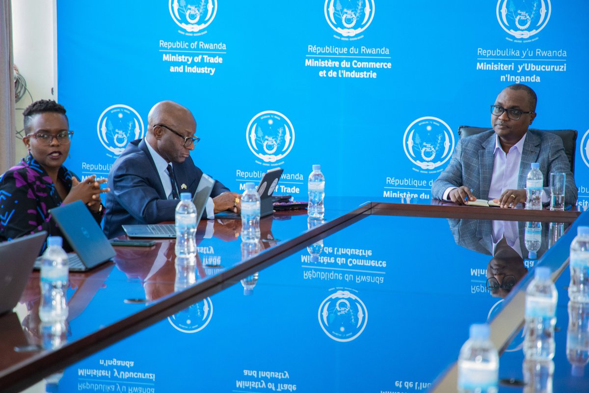 RwandaTrade's tweet photo. This morning, Minister @Ngabitsinze received a delegation from the World Bank, the World Economic Forum, and the World Trade Organization, which is in Rwanda for the Action on Climate and Trade (ACT) scoping mission. https://t.co/264se2PF45