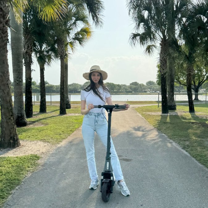 Rictor_Official's tweet photo. Freedom and fashion in one ride! 🌟

Meet Rictor MB Electric Scooter🛴 

#escooter #rictor #citylife https://t.co/Bxna54KX8d