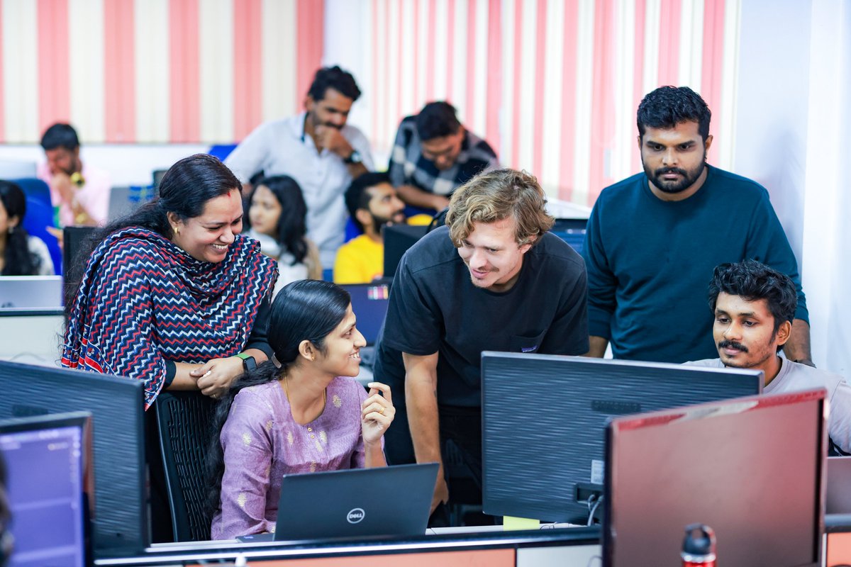 Bridge_Tweed's tweet image. Face-to-face with our favorite people: our clients!

Last week was a whirlwind of wonderful client visits. Catch a glimpse of our exciting interactions.
#clientinteraction #happyclients #teambonding #SoftwareDevelopmentTeam #trainingsession