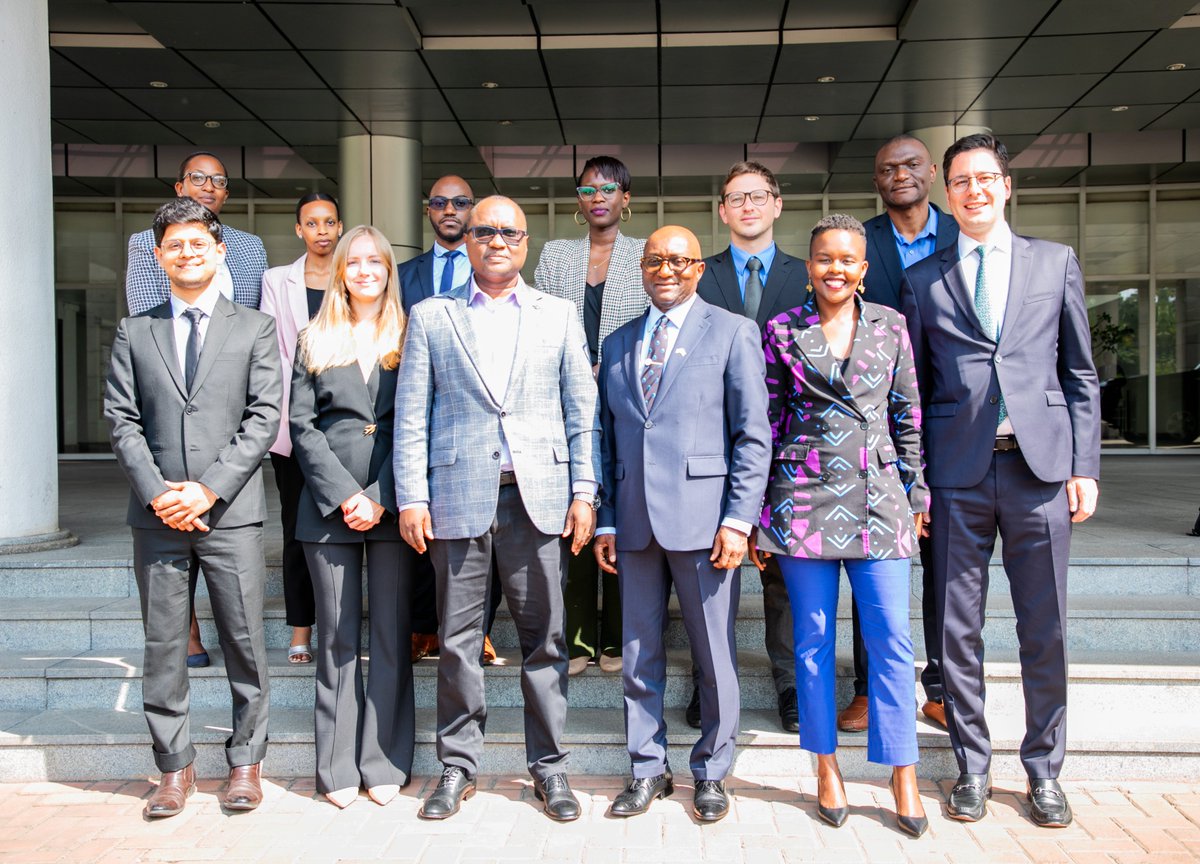 RwandaTrade's tweet photo. This morning, Minister @Ngabitsinze received a delegation from the World Bank, the World Economic Forum, and the World Trade Organization, which is in Rwanda for the Action on Climate and Trade (ACT) scoping mission. https://t.co/264se2PF45