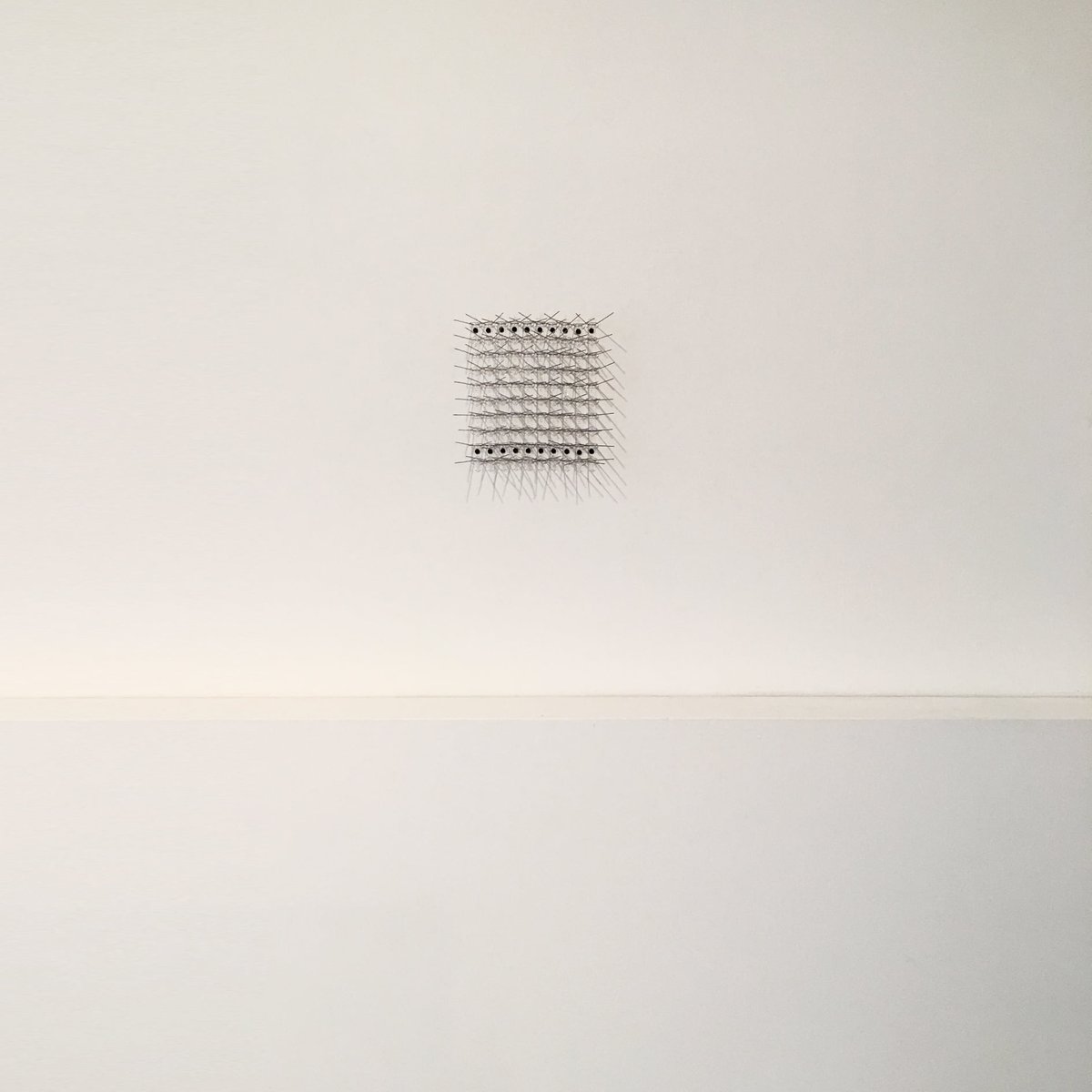 woundbloom's tweet image. Recent wall based sculpture.
Bird spikes and a shard of turban
#wallbasedsculptures #worshiptech