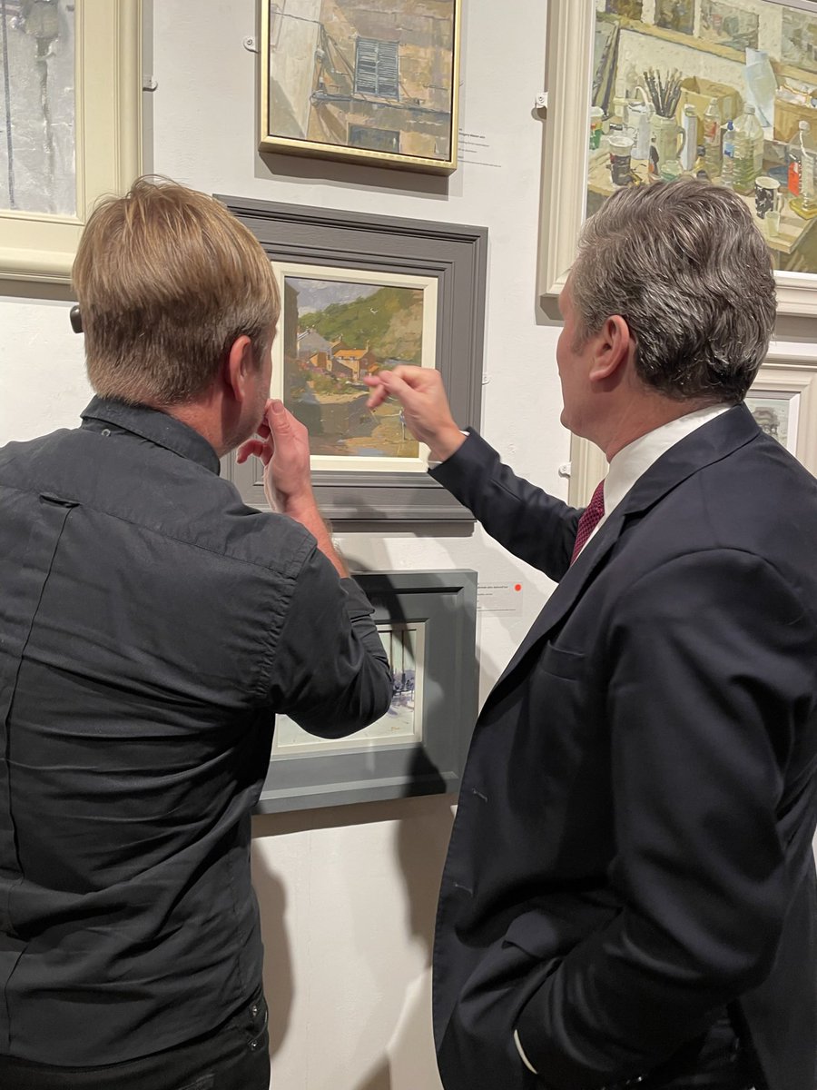Great speech by Sir Keir Starmer. It was a pleasure to meet him @InstituteRoi and have a chat about art and having a pint. A really decent chap. You have my vote sir. #labour #keirstarmer #election2024 #mallgalleries #roi #mafa #oilpainting
