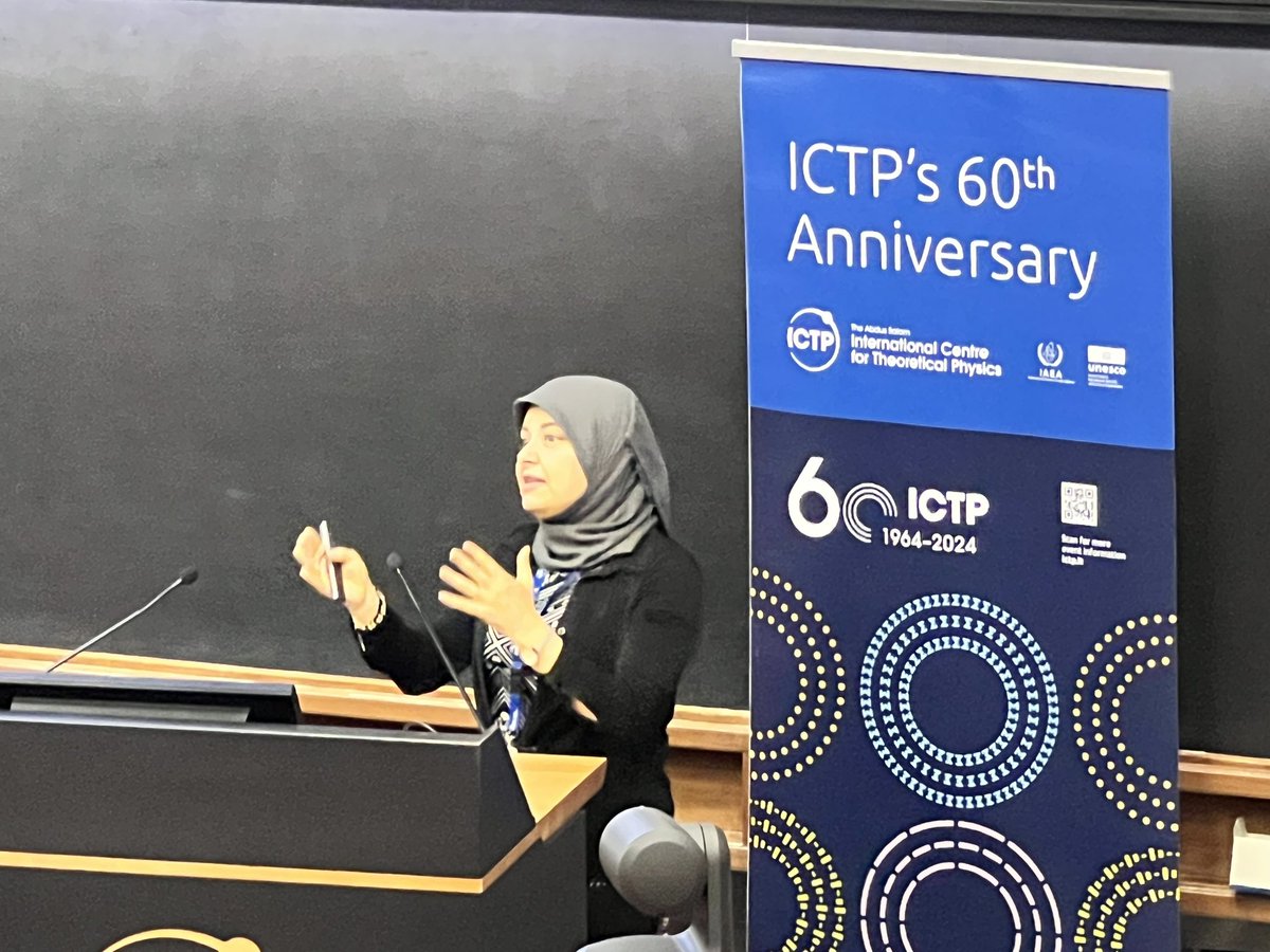 <a href="/EimanKanjo/">Professor Eiman Kanjo</a> presenting #TinyML at the <a href="/ictpnews/">ICTP</a> Symposium on the Future of Scientific Computing.