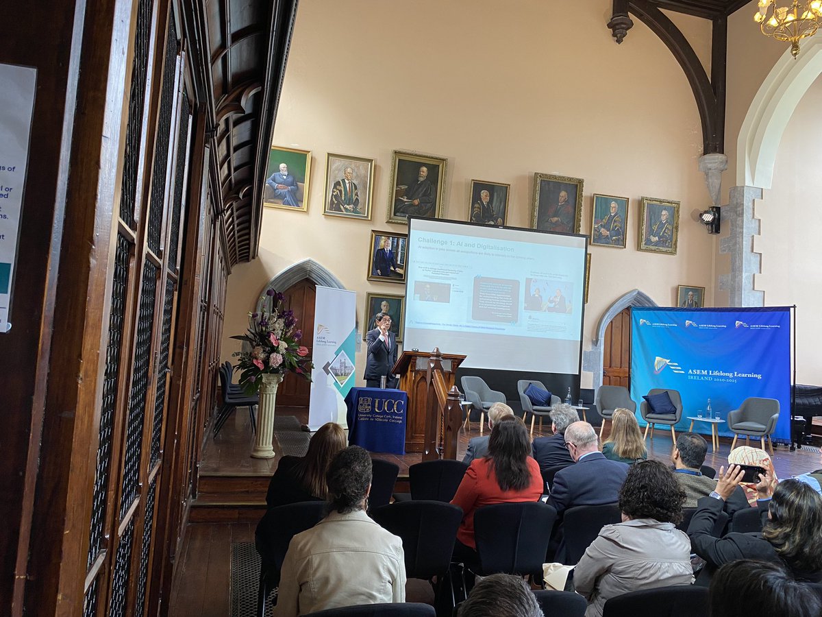 “AI has changed the traditional hierarchy of jobs and it is affecting middle management”

Yeo Li Pheow from the Institute for Adult Learning delivers his keynote address at the #ASEMLLLHub as part of #GLLLW2024 at @ucc #Cork