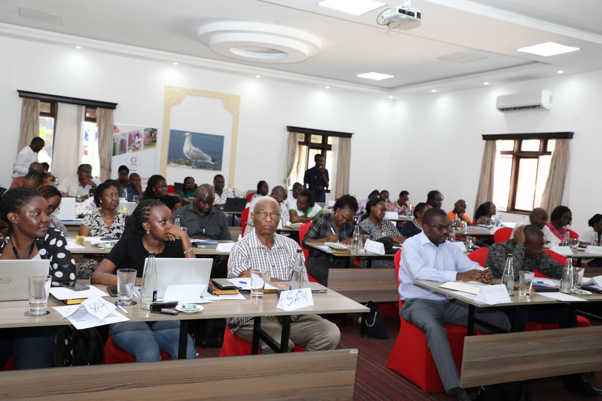 CAREinKenya's tweet photo. Ongoing public policy-making process training by @KIPPRAKENYA  for project staff and government stakeholders implementing the CASCADE project. The training covers the entire process of policy conceptualization and development. #publicpolicy https://t.co/wZQUohkoeM