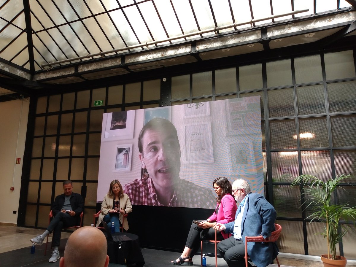 Laura Chaparro tweet media