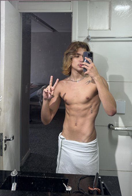 Bom dia 🔥 https://t.co/tu6ToyVc9v