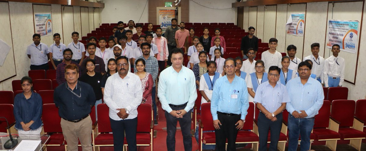 Inaugural function for Summer Science Camp (27.05.2024 to 31.05.2024) for School Students was held on May 27, 2024, at CSIR0-CSMCRI, Bhavnagar under the CSIR-Jigyasa program of “student-scientist interaction,” which was attended by 25 school students. @CSIR_IND